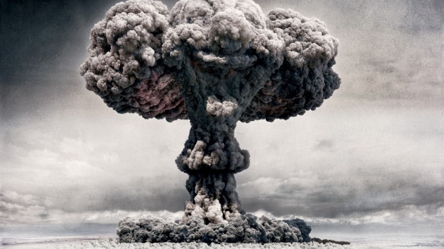 Americké století: 03. Atomová bomba -dokument