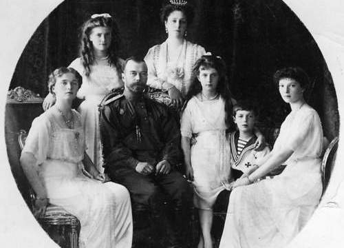 Romanovci – Záhadné postavy dějin -dokument