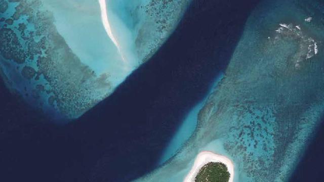 Útěk na Maledivy -dokument