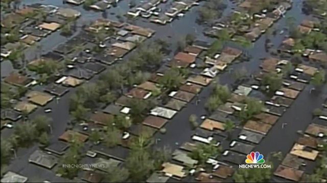 Hurikán 360° / Chaos v Mississippi: Katrina -dokument